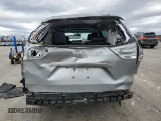2016 Toyota Sienna SE with VIN 5TDXK3DC0GS725247, listed as a Copart auction lot 48266475 with 100,122 mi miles and Salvage title. Bid and sale history available at DreamBid. Image 6.