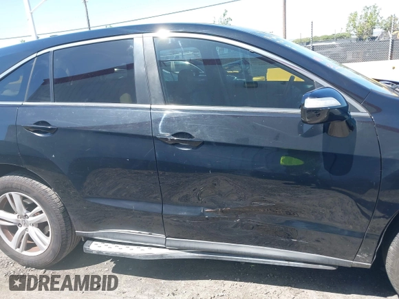 2014 Acura RDX Technology with VIN 5J8TB3H57EL010816, listed as a IAAI auction lot 42094338 with Not provided miles and . Bid and sale history available at DreamBid. Image 12.