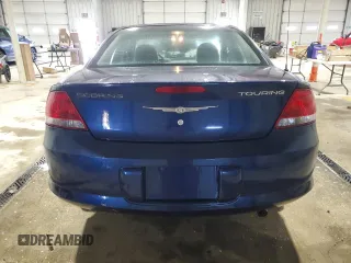 2005 Chrysler Sebring Touring z VIN 1C3EL56R15N688153, wystawiony jako Copart lot #42016615 z przebiegiem 139 993 mil mil oraz Szkody całkowita. Historia ofert i sprzedaży dostępna na DreamBid. Obrazek 6.