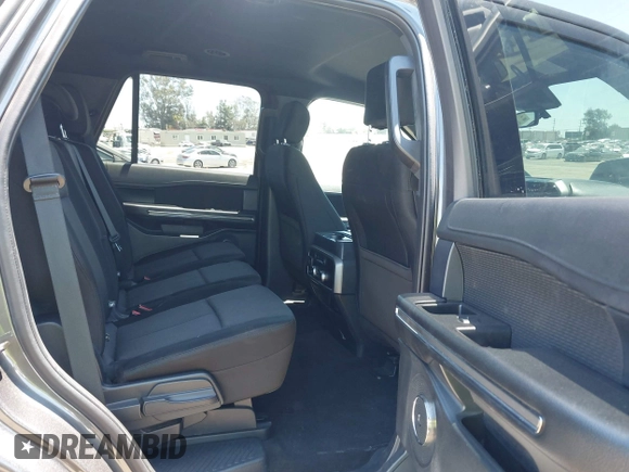 2020 Ford Expedition XLT z VIN 1FMJU1HT8LEA85914, wystawiony jako IAAI lot #42233839 z przebiegiem 71 412 mil mil oraz . Historia ofert i sprzedaży dostępna na DreamBid. Obrazek 8.