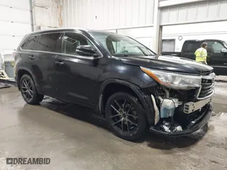 2015 Toyota Highlander Limited with VIN 5TDDKRFH1FS082632, listed as a IAAI auction lot 41359567 with 94,325 mi miles. Bid and sale history available at carsss.com. Image 1.