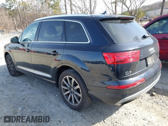 2017 Audi Q7 Prestige with VIN WA1VAAF75HD011877, listed as a IAAI auction lot 41751558 with 90,615 mi miles. Bid and sale history available at carsss.com. Image 3.