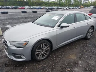 2023 Audi A6 Premium z VIN WAUD3BF27PN068058, wystawiony jako IAAI lot #42179522 z przebiegiem 7 869 mil mil oraz . Historia ofert i sprzedaży dostępna na DreamBid. Obrazek 17.