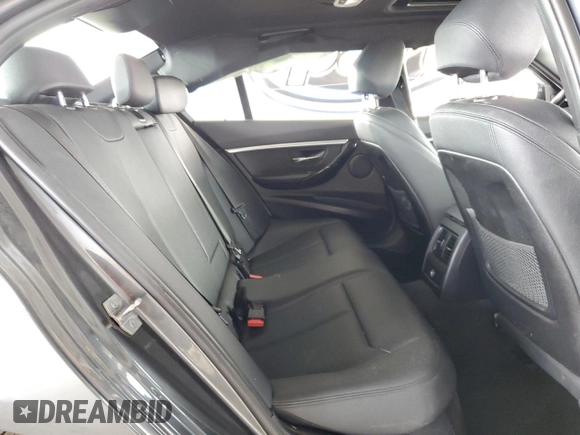 2018 BMW 3 Series 330i with VIN WBA8B9C52JEE83407, listed as a Copart auction lot 60325895 with 68,118 mi miles and Salvage title. Bid and sale history available at DreamBid. Image 10.