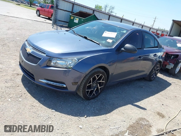 2014 Chevrolet Cruze LS with VIN 1G1PA5SH7E7139450, listed as a IAAI auction lot 42003875 with 172,449 mi miles and . Bid and sale history available at DreamBid. Image 17.
