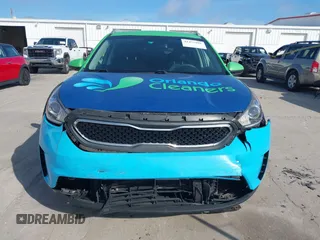 2018 Kia Niro LX with VIN KNDCB3LC2J5158021, listed as a IAAI auction lot 41435901 with 74,455 mi miles. Bid and sale history available at carsss.com. Image 12.
