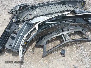 2018 Lincoln MKC Reserve с VIN 5LMCJ3C99JUL21527, выставлен на аукционе IAAI как лот 42170926 с пробегом 69 224 миль миль и . История ставок и продаж доступна на DreamBid. Изображение 19.