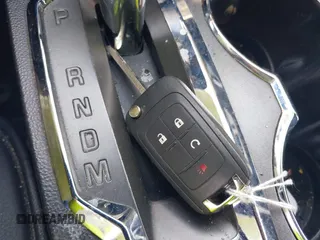 2016 GMC Terrain SLE z VIN 2GKALNEK8G6306405, wystawiony jako IAAI lot #42402285 z przebiegiem 97 683 mil mil oraz . Historia ofert i sprzedaży dostępna na DreamBid. Obrazek 11.