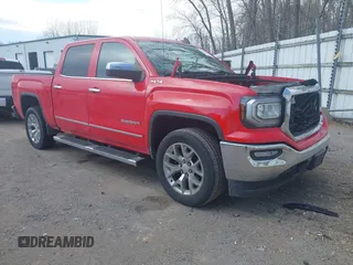 2018 GMC Sierra 1500 SLT z VIN 3GTU2NEC3JG392500, wystawiony jako IAAI lot #42093215 z przebiegiem 89 666 mil mil oraz . Historia ofert i sprzedaży dostępna na DreamBid. Obrazek 1.