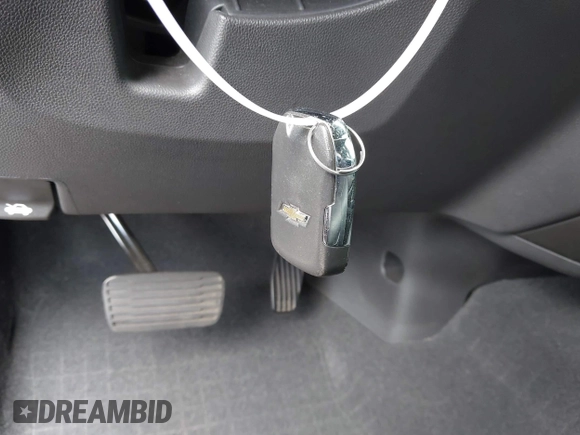 2021 Chevrolet Silverado 1500 LT with VIN 3GCPWCED8MG227304, listed as a IAAI auction lot 42047225 with 17,279 mi miles and . Bid and sale history available at DreamBid. Image 11.