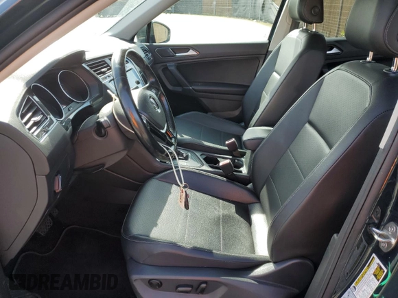 2018 Volkswagen Tiguan SEL with VIN 3VV3B7AX8JM051483, listed as a Copart auction lot 50076645 with 156,356 mi miles and Salvage Title. Bid and sale history available at DreamBid. Image 7.