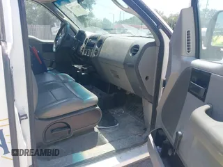 2006 Ford F-150 XL with VIN 1FTRF12206NB50700, listed as a IAAI auction lot 42137380 with 285,494 mi miles and . Bid and sale history available at DreamBid. Image 5.