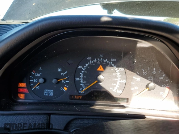 1998 Mercedes-Benz E 320 with VIN WDBJF65F8WA591263, listed as a Copart auction lot 77790804 with 204,821 mi miles and Non Repairable. Bid and sale history available at DreamBid. Image 9.
