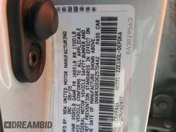 2006 Toyota Corolla CE with VIN 1NXBR32E06Z570442, listed as a Copart auction lot 53735765 with 288,119 mi miles and Clean Title. Bid and sale history available at DreamBid. Image 12.