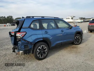 2025 Subaru Forester with VIN JF2SLDAC5SH444822, listed as a Copart auction lot 48493785 with 4,944 mi miles and Salvage title. Bid and sale history available at DreamBid. Image 3.