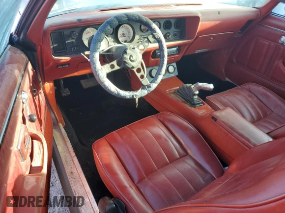 1977 Pontiac Firebird z VIN 2W87Z7N152633, wystawiony jako Copart lot #41438935 z przebiegiem 17 837 mil mil oraz Nie do naprawy • Non repairable. Historia ofert i sprzedaży dostępna na DreamBid. Obrazek 8.