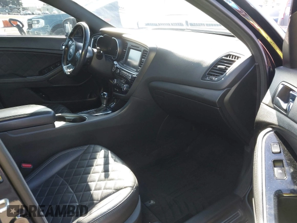 2015 Kia Optima SX Turbo with VIN 5XXGR4A63FG447041, listed as a IAAI auction lot 41812337 with 177,868 mi miles. Bid and sale history available at carsss.com. Image 5.