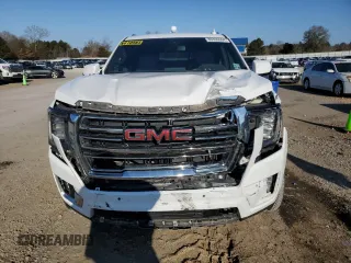 2021 GMC Yukon XL SLT with VIN 1GKS1GKD3MR317310, listed as a Copart auction lot 86369064 with 131,881 mi miles and Salvage Title. Bid and sale history available at carsss.com. Image 5.