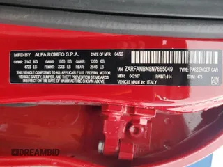 2022 Alfa Romeo Giulia Veloce z VIN ZARFANBN8N7665049, wystawiony jako Copart lot #73681754 z przebiegiem 33 500 mil mil oraz Nie do naprawy • Non repairable. Historia ofert i sprzedaży dostępna na DreamBid. Obrazek 13.