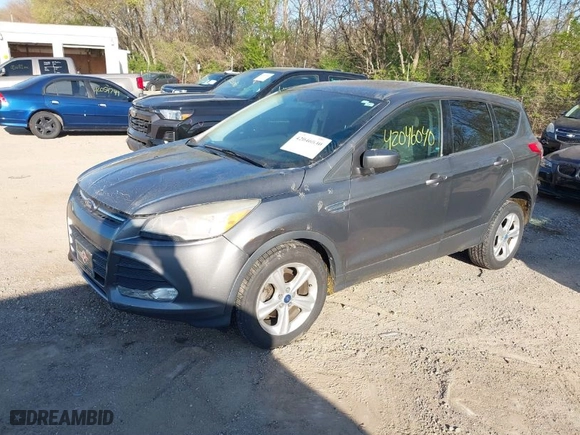2014 Ford Escape SE with VIN 1FMCU0GX8EUC93873, listed as a IAAI auction lot 42046040 with 161,269 mi miles. Bid and sale history available at carsss.com. Image 2.