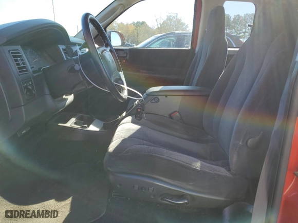 2001 Dodge Dakota with VIN 1B7GL22X01S345790, listed as a Copart auction lot 84896274 with 99,611 mi miles and Clean Title. Bid and sale history available at carsss.com. Image 7.