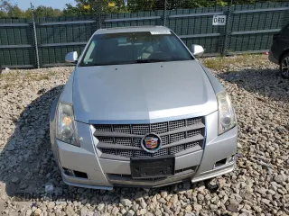 2010 Cadillac CTS Performance z VIN 1G6DM8EG9A0126811, wystawiony jako Copart lot #71155534 z przebiegiem 146 947 mil mil oraz Szkoda całkowita • Salvage title. Historia ofert i sprzedaży dostępna na DreamBid. Obrazek 5.