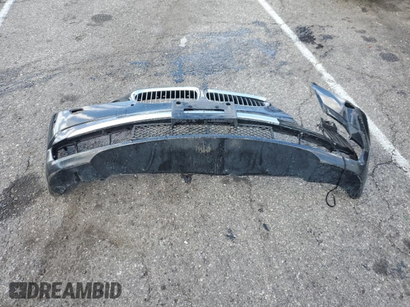 2012 BMW 7 Series 750i with VIN WBAKA8C57CDS99976, listed as a Copart auction lot 45202715 with 152,169 mi miles and Salvage title. Bid and sale history available at DreamBid. Image 12.