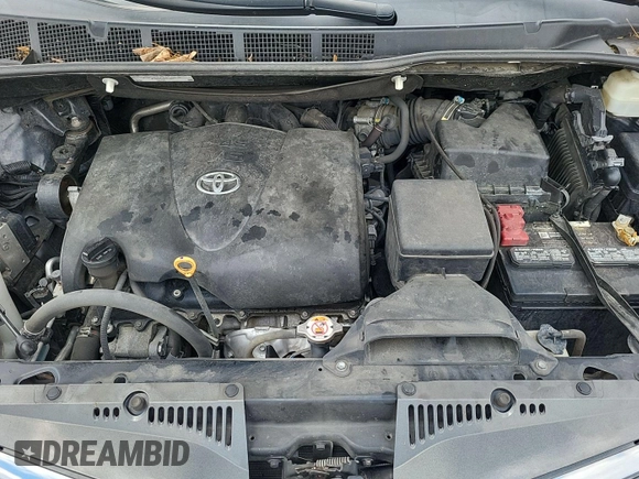 2020 Toyota Sienna XLE z VIN 5TDDZ3DC9LS240453, wystawiony jako IAAI lot #42566212 z przebiegiem 94 405 mil mil oraz . Historia ofert i sprzedaży dostępna na DreamBid. Obrazek 8.