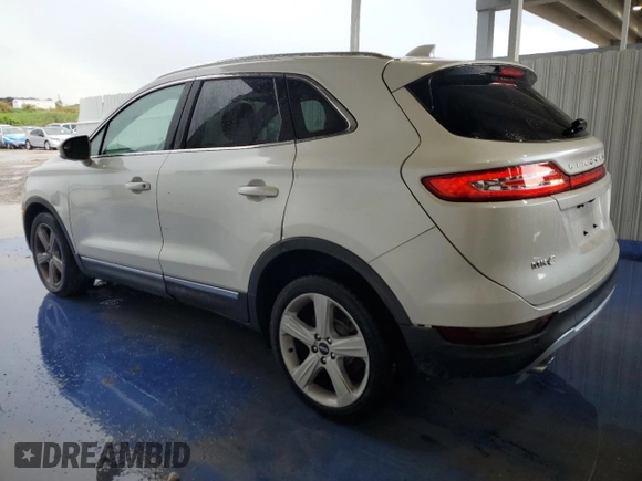 2015 Lincoln MKC with VIN 5LMCJ1A99FUJ41320, listed as a Copart auction lot 55824245 with 203,098 mi miles and Clean Title. Bid and sale history available at DreamBid. Image 2.