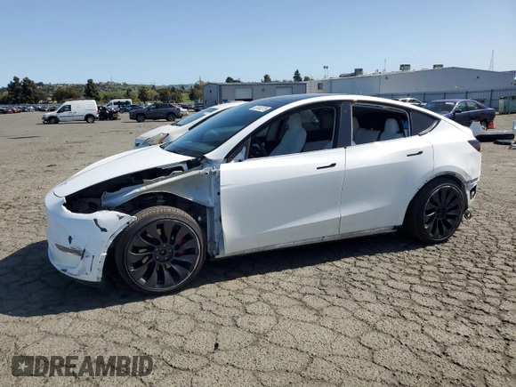 2021 Tesla Model Y Performance z VIN 5YJYGDEF2MF277467, wystawiony jako Copart lot #52410275 z przebiegiem 57 116 mil mil oraz Szkoda całkowita • Salvage title. Historia ofert i sprzedaży dostępna na DreamBid. Obrazek 1.