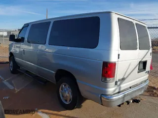 2008 Ford Econoline Wagon XL with VIN 1FMNE11L38DA37405, listed as a IAAI auction lot 41346376 with 167,699 mi miles. Bid and sale history available at carsss.com. Image 3.