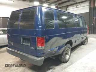 2008 Ford Econoline Passenger XL z VIN 1FBSS31L88DB31215, wystawiony jako IAAI lot #41899371 z przebiegiem 110 875 mil mil oraz . Historia ofert i sprzedaży dostępna na DreamBid. Obrazek 4.