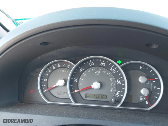2008 Kia Sorento EX with VIN KNDJC736385860784, listed as a IAAI auction lot 41756912 with 115,103 mi miles. Bid and sale history available at carsss.com. Image 7.