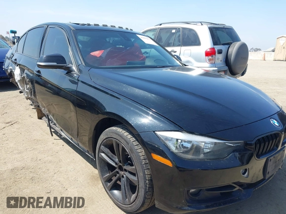 2013 BMW 3 Series 328i с VIN WBA3A5C50DF356589, выставлен на аукционе IAAI как лот 42093871 с пробегом Не указан миль и . История ставок и продаж доступна на DreamBid. Изображение 1.