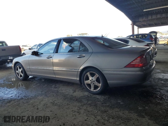 2004 Mercedes-Benz S-Class 4.3L with VIN WDBNG70JX4A392518, listed as a Copart auction lot 85789154 with 156,840 mi miles and Clean Title. Bid and sale history available at carsss.com. Image 2.