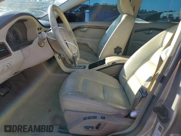 2008 Volvo V70 with VIN YV1BW982081038541, listed as a Copart auction lot 75408094 with 171,455 mi miles and Salvage Title. Bid and sale history available at DreamBid. Image 7.