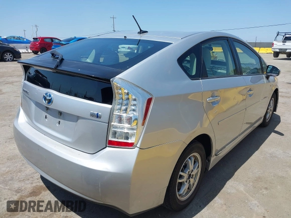 2011 Toyota Prius I with VIN JTDKN3DU8B0266944, listed as a IAAI auction lot 42164570 with 227,422 mi miles. Bid and sale history available at carsss.com. Image 4.