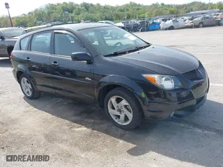 2004 Pontiac Vibe with VIN 5Y2SL62824Z401279, listed as a IAAI auction lot 42111585 with 184,200 mi miles. Bid and sale history available at carsss.com. Image 1.