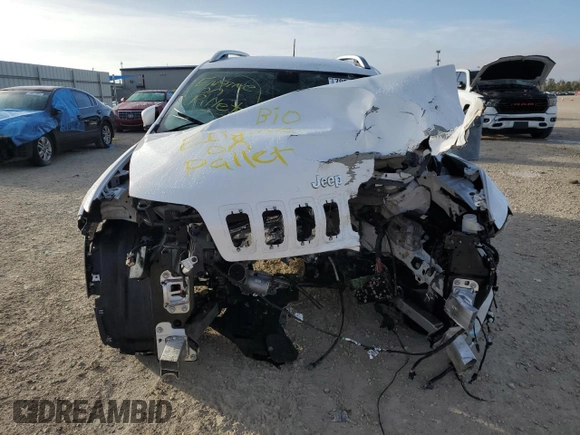 2020 Jeep Cherokee Latitude Plus with VIN 1C4PJLLB6LD503362, listed as a Copart auction lot 48862355 with 0 mi miles and Salvage Title. Bid and sale history available at carsss.com. Image 5.