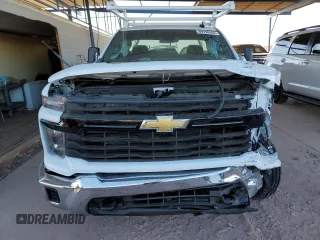 2024 Chevrolet Silverado 1500 with VIN 1GB0WLE79RF357732, listed as a Copart auction lot 89190405 with 1,511 mi miles and Salvage Title. Bid and sale history available at DreamBid. Image 5.