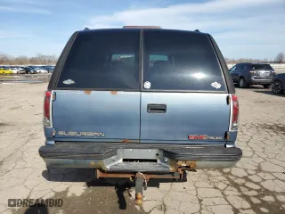 1997 GMC Suburban with VIN 1GKFK16R7VJ707618, listed as a Copart auction lot 49882035 with 317,771 mi miles and Salvage Title. Bid and sale history available at carsss.com. Image 6.