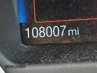 2018 Ford Focus Titanium с VIN 1FADP3J27JL279628, выставлен на аукционе IAAI как лот 42139356 с пробегом 108 007 миль миль и . История ставок и продаж доступна на DreamBid. Изображение 16.