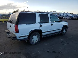 1997 GMC Yukon with VIN 1GKEK13R0VJ734501, listed as a Copart auction lot 48413785 with 165,440 mi miles and Clean Title. Bid and sale history available at carsss.com. Image 3.