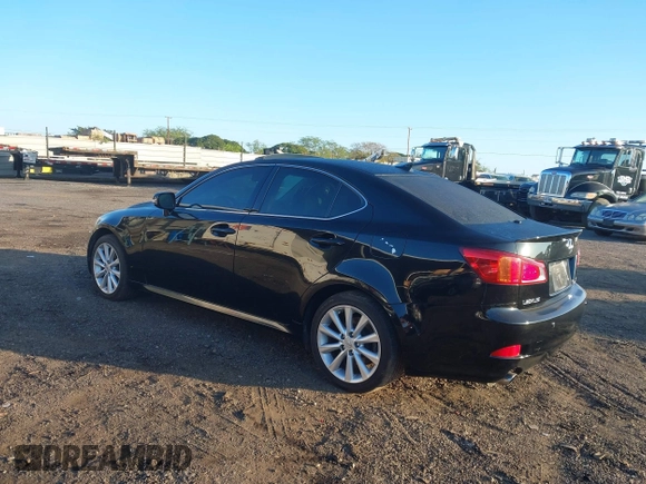 2009 Lexus IS with VIN JTHCK262995032343, listed as a IAAI auction lot 41594238 with 121,643 mi miles. Bid and sale history available at carsss.com. Image 3.