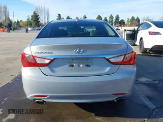 2011 Hyundai Sonata Limited with VIN 5NPEC4AC4BH289581, listed as a IAAI auction lot 41243023 with 129,972 mi miles and . Bid and sale history available at DreamBid. Image 17.
