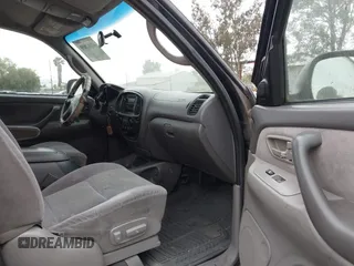 2002 Toyota Sequoia SR5 with VIN 5TDZT34A92S122584, listed as a IAAI auction lot 42082650 with 256,731 mi miles and . Bid and sale history available at carsss.com. Image 5.