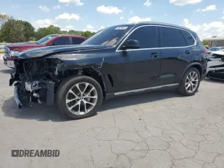 2019 BMW X5 xDrive40i with VIN 5UXCR6C56KLL21327, listed as a Copart auction lot 63622945 with 29,724 mi miles and Clean title. Bid and sale history available at DreamBid. Image 1.