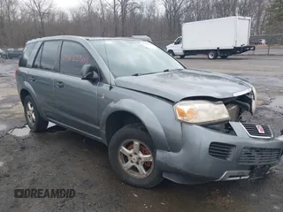2007 Saturn VUE I4 z VIN 5GZCZ33D27S801464, wystawiony jako IAAI lot #41853309 z przebiegiem Nie podano mil oraz . Historia ofert i sprzedaży dostępna na DreamBid. Obrazek 1.