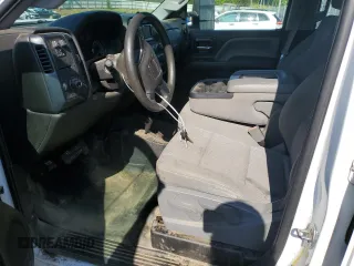 2015 GMC Sierra 2500HD with VIN 1GT22XEG8FZ111398, listed as a Copart auction lot 57408845 with 109,505 mi miles and Salvage title. Bid and sale history available at DreamBid. Image 7.