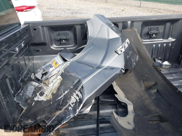 2015 Ford F-150 XLT with VIN 1FTEW1EP3FFC36728, listed as a IAAI auction lot 41971347 with 119,065 mi miles. Bid and sale history available at carsss.com. Image 12.